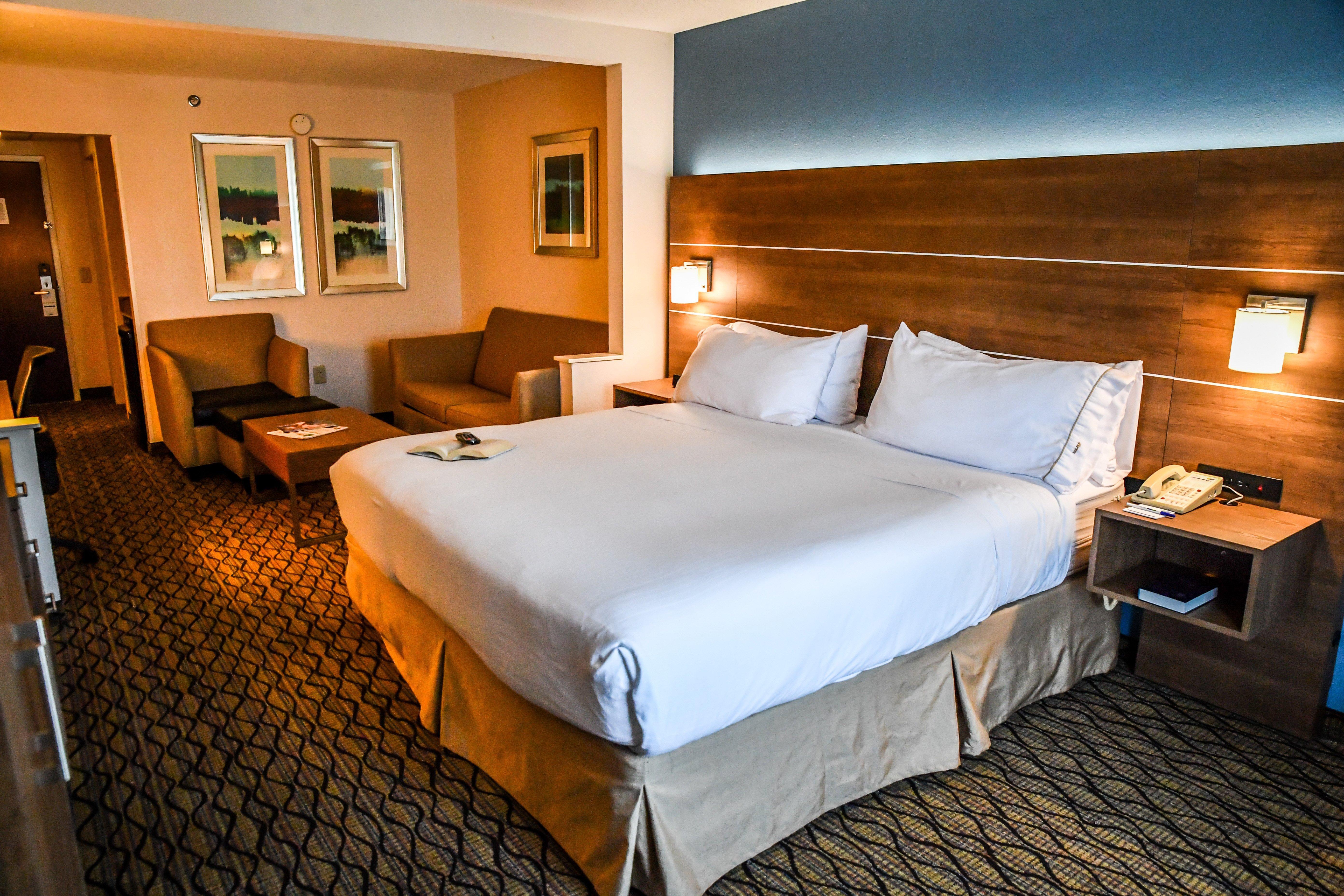 Holiday Inn Express Hotel & Suites - Concord By Ihg Kannapolis Buitenkant foto