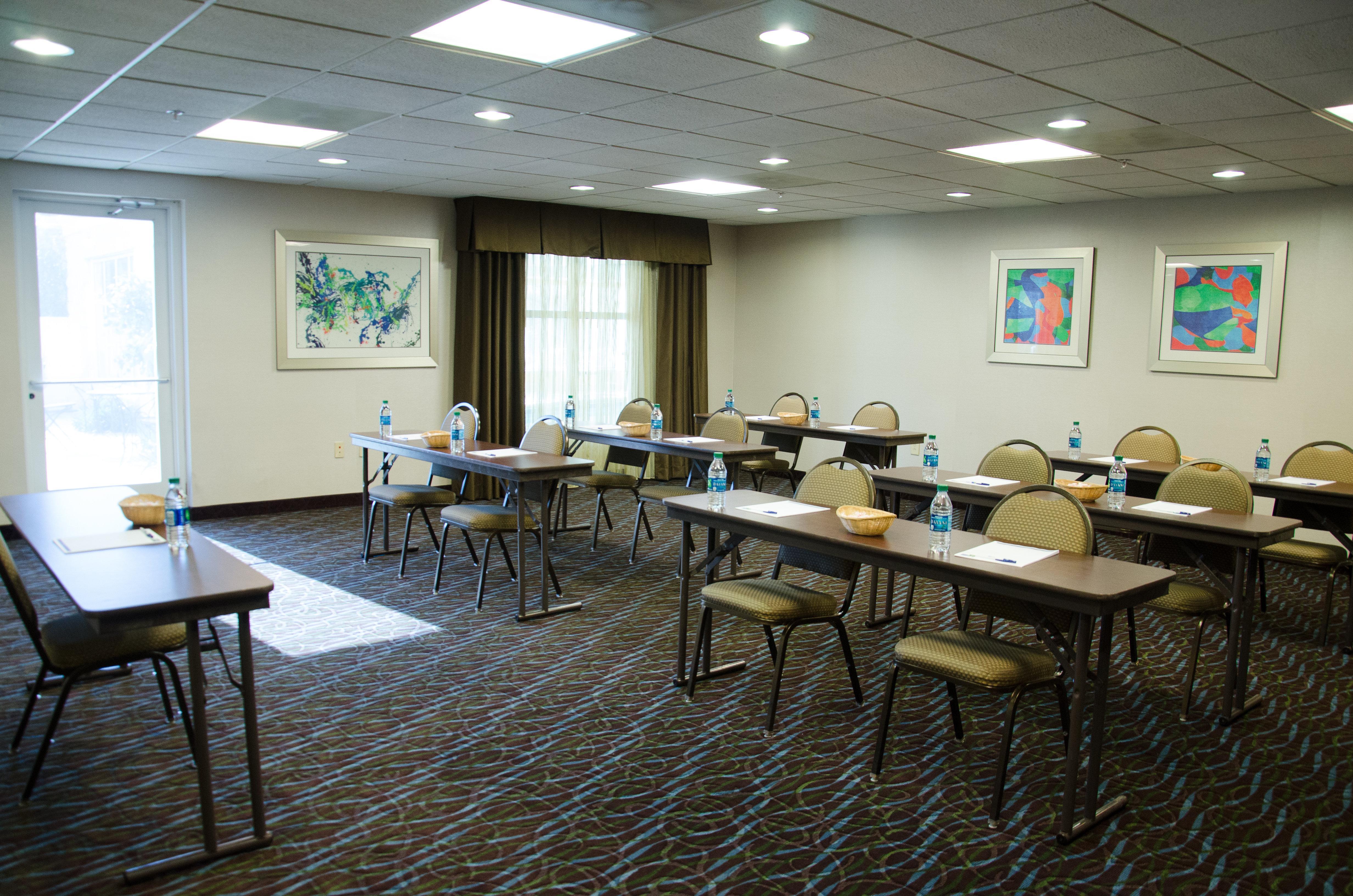 Holiday Inn Express Hotel & Suites - Concord By Ihg Kannapolis Buitenkant foto
