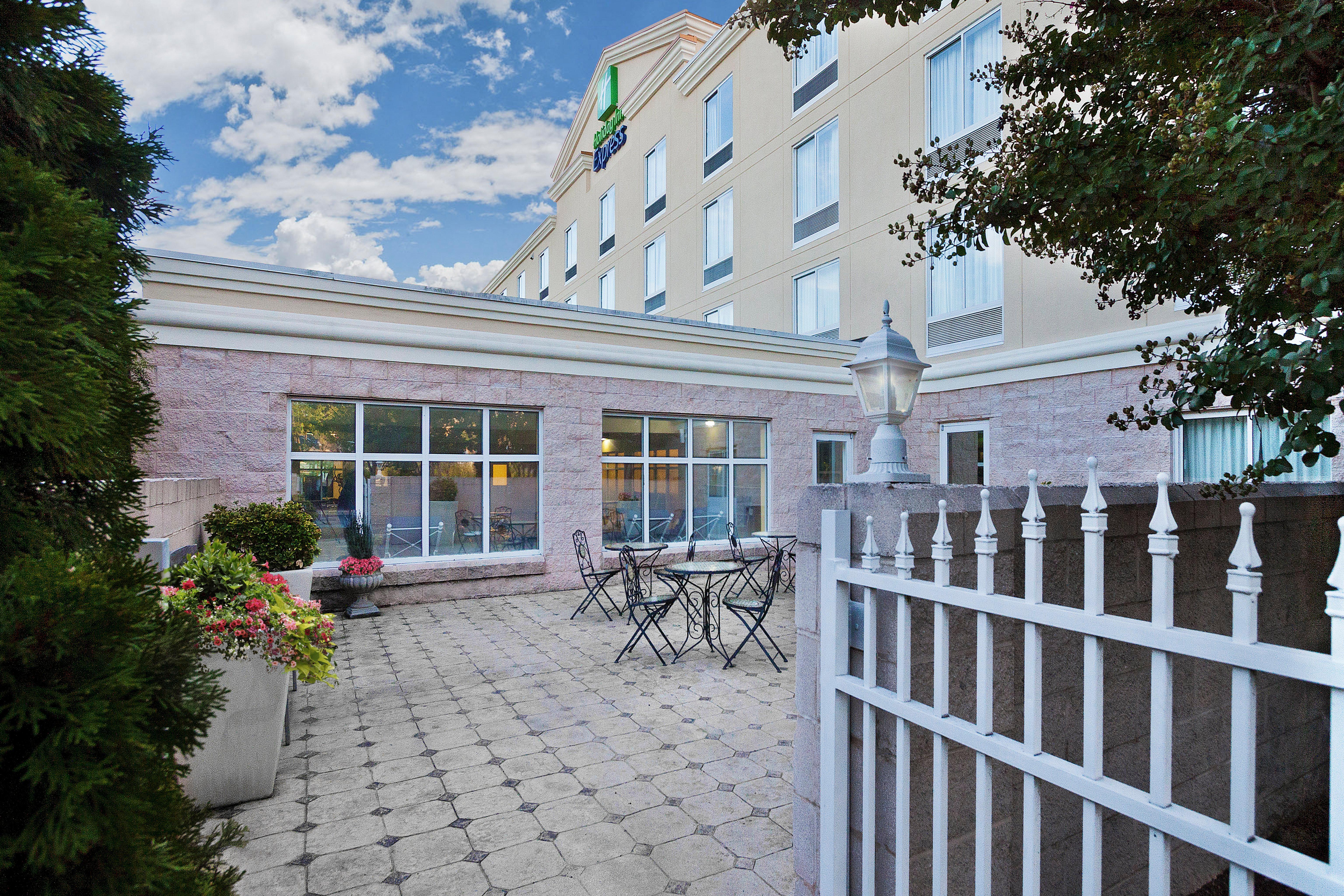 Holiday Inn Express Hotel & Suites - Concord By Ihg Kannapolis Buitenkant foto