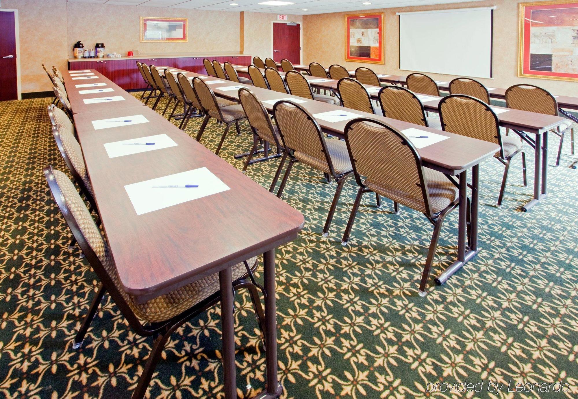 Holiday Inn Express Hotel & Suites - Concord By Ihg Kannapolis Buitenkant foto