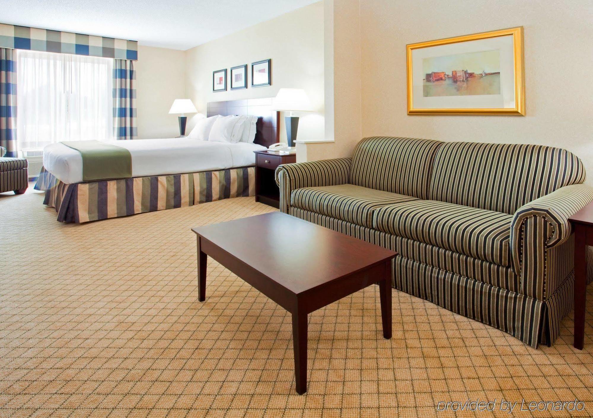 Holiday Inn Express Hotel & Suites - Concord By Ihg Kannapolis Buitenkant foto