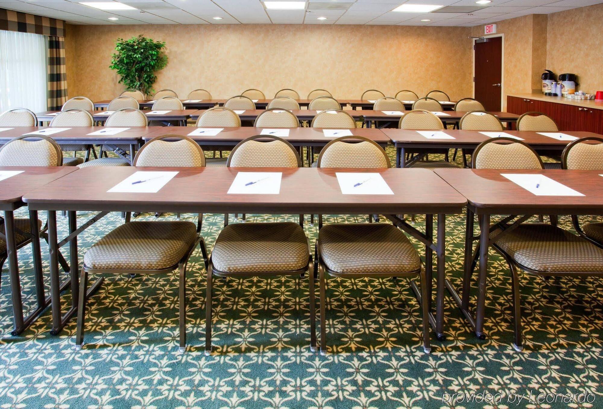 Holiday Inn Express Hotel & Suites - Concord By Ihg Kannapolis Buitenkant foto
